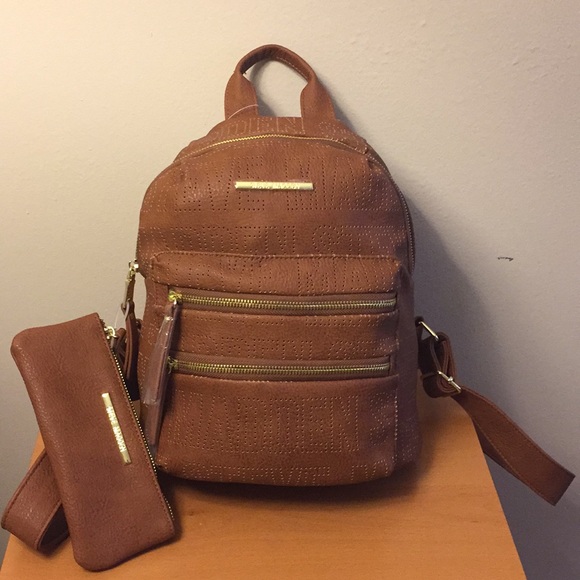 steve madden tan backpack